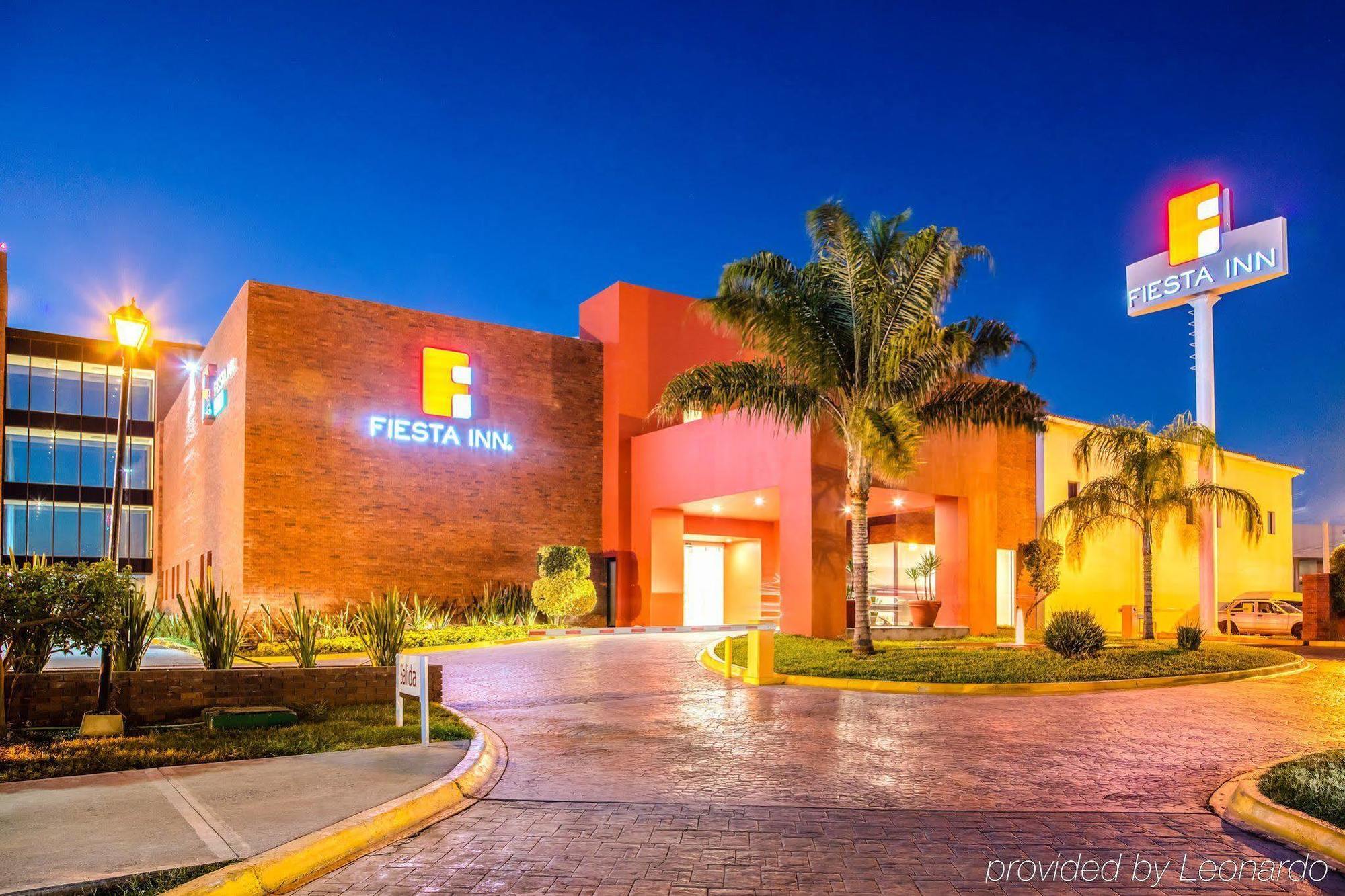 Fiesta Inn Monterrey La Fe San Nicolas de los Garza Экстерьер фото