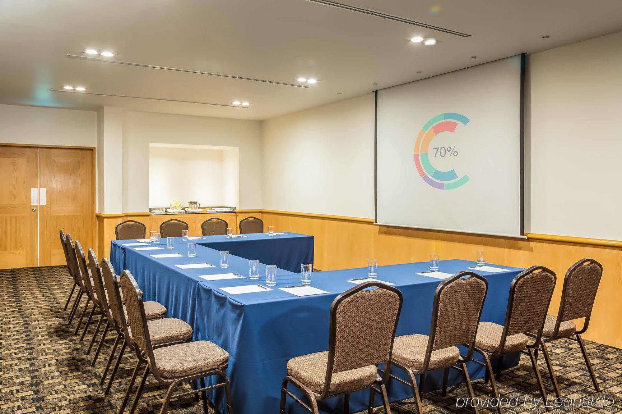 Fiesta Inn Monterrey La Fe San Nicolas de los Garza Экстерьер фото